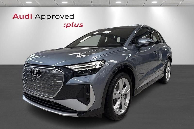Lysblåmetal Brugt 2025 Audi Q4 e-tron S-Line SUV | 389.900 kr. (God pris) - Billede 1/4
