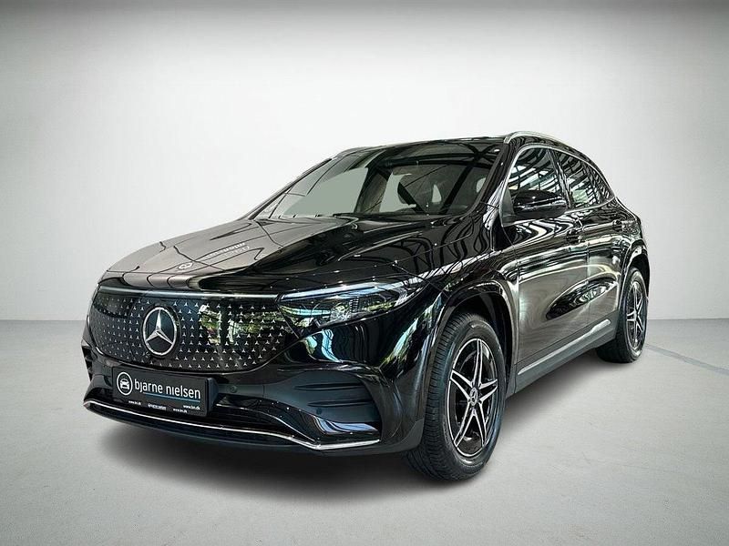 Sortmetal Brugt 2023 Mercedes EQA250+ AMG line SUV | 326.080 kr. (Fair pris) - Billede 1/4