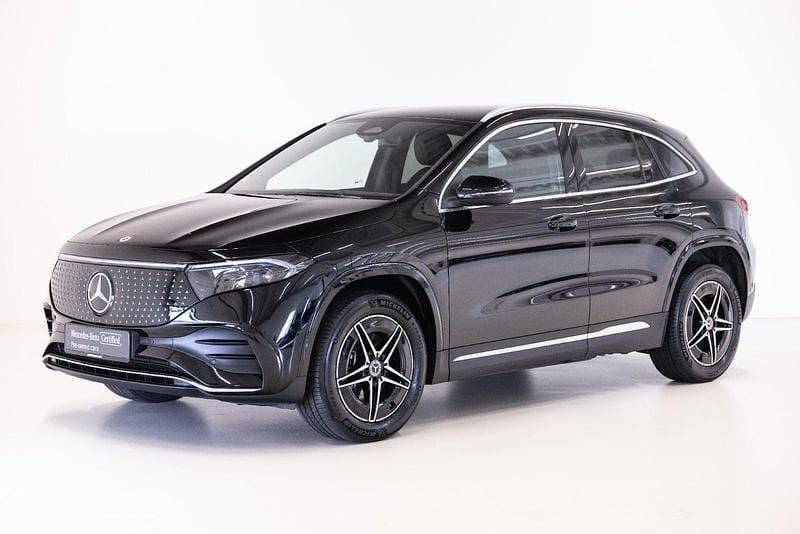 Farve: sort Brugt 2025 Mercedes EQA250+ AMG SUV | 359.900 kr. (Lidt for dyr) - Billede 1/4
