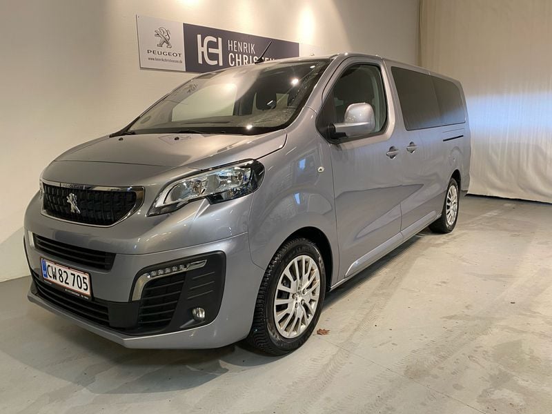 Grå artense met. Brugt 2020 Peugeot Traveller Business-Line MPV | 399.900 kr. - Billede 1/4