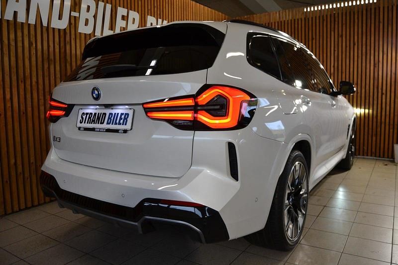 Brugt BMW iX3 M Sport 210 kW (286 HK) 2023 Hvidmetal SUV