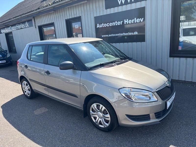 Beigemetal Brugt 2010 Skoda Fabia Classic Hatchback | 44.900 kr. (Dyr) - Billede 1/4