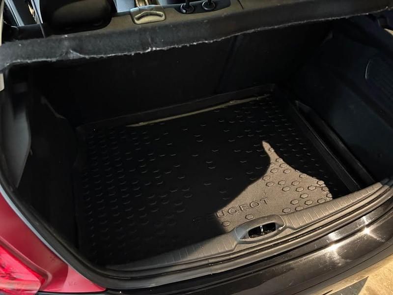 Brugt Peugeot 208 99 HK (72 kW) 2015 Hatchback