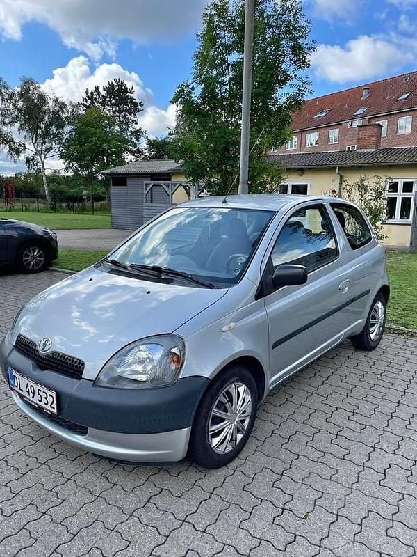 Brugt Toyota Yaris 68 HK (50 kW) 2002 Hatchback