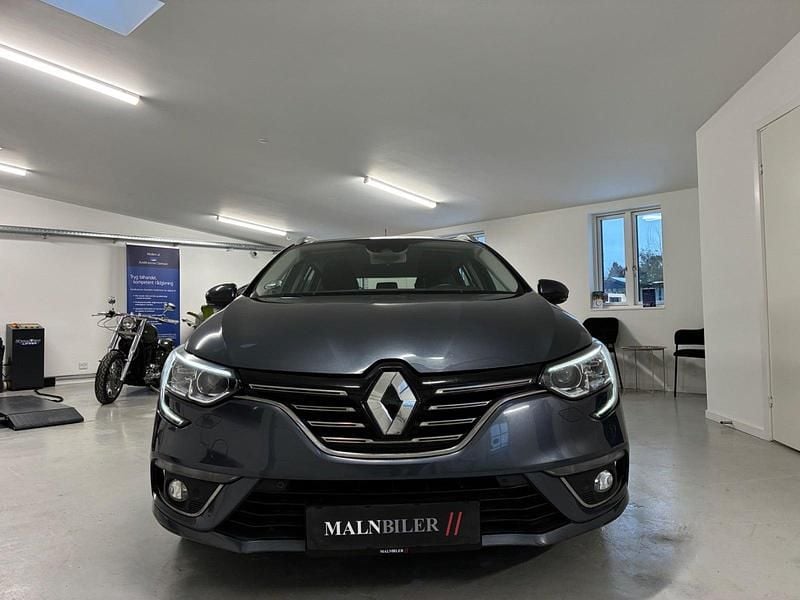 Gråmetal Brugt 2018 Renault Mégane IV Zen Stationcar | 99.900 kr. (Fair pris) - Billede 1/4