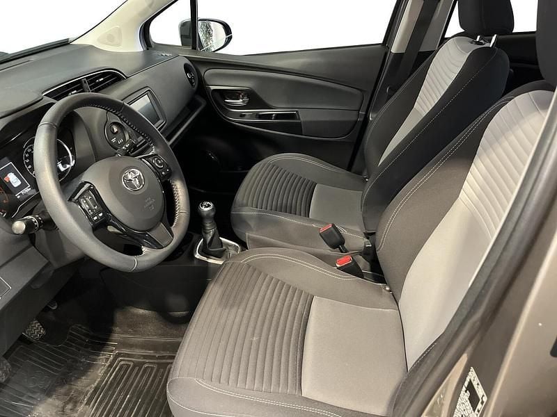 Brugt Toyota Yaris Limited 72 HK (52 kW) 2020 Grå Hatchback