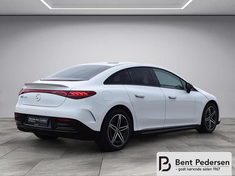 Brugt Mercedes EQE350 AMG 214 kW (292 HK) 2024 Manufaktur opalithvid metallak Sedan