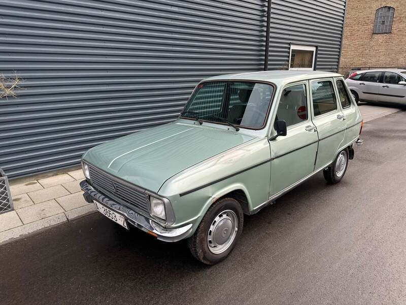 Grønmetal Brugt 1981 Renault R6 Sedan | 41.900 kr. - Billede 1/4