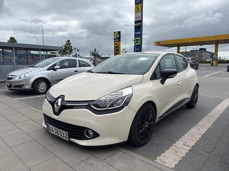 Beige Brugt 2016 Renault Clio IV Expression Hatchback | 36.900 kr. (God pris) - Billede 1/4