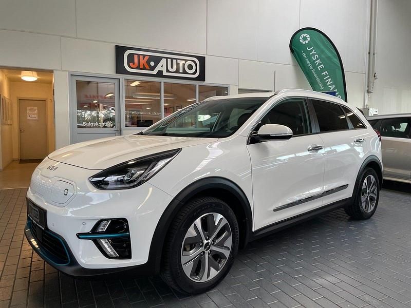 Hvidmetal Brugt 2022 Kia e-Niro Premium SUV | 199.800 kr. (Fair pris) - Billede 1/4
