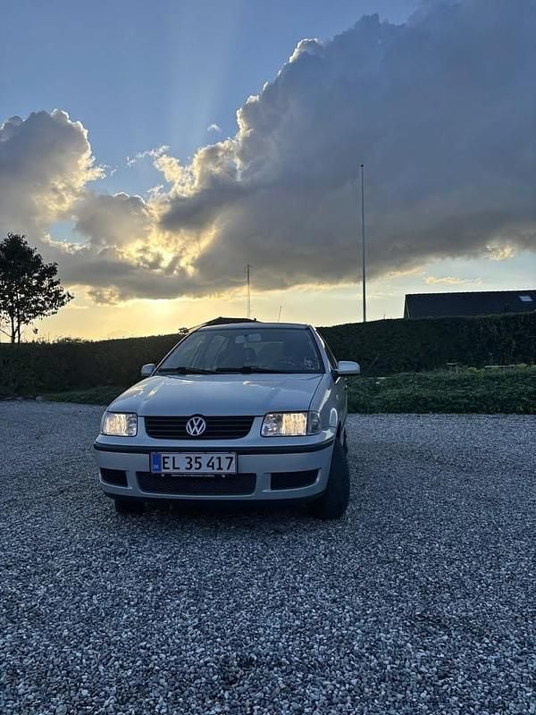 Brugt 2000 VW Polo Hatchback | 15.800 kr. - Billede 1/4
