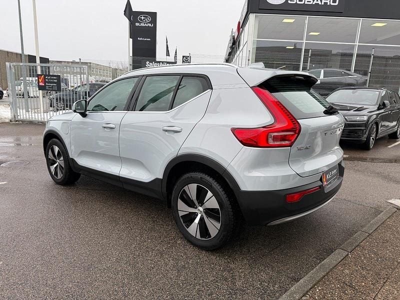 Brugt Volvo XC40 Inscription 211 HK (155 kW) 2021 Sølvmetal SUV