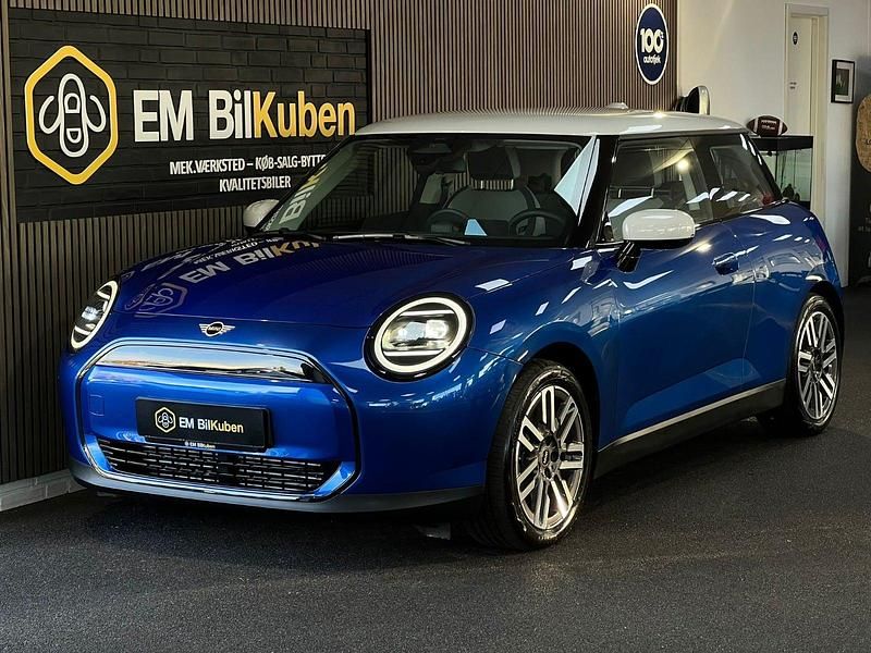 Ny 2024 Mini Cooper SE Classic Hatchback | 249.900 kr. - Billede 1/4
