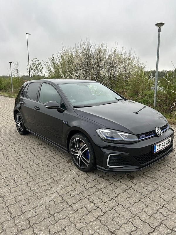 Sort Brugt 2018 VW Golf VII GTE Hatchback | 152.999 kr. (God pris) - Billede 1/4