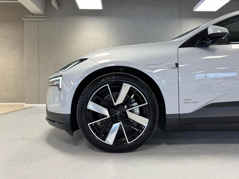 Ny Polestar 4 Long Range Dual motor 400 kW (544 HK) 2025 Magnesium SUV