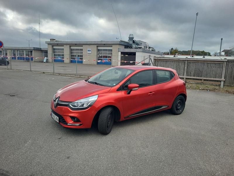 Bordeauxmetal Brugt 2019 Renault Clio IV Zen Hatchback | 67.900 kr. (God pris) - Billede 1/4
