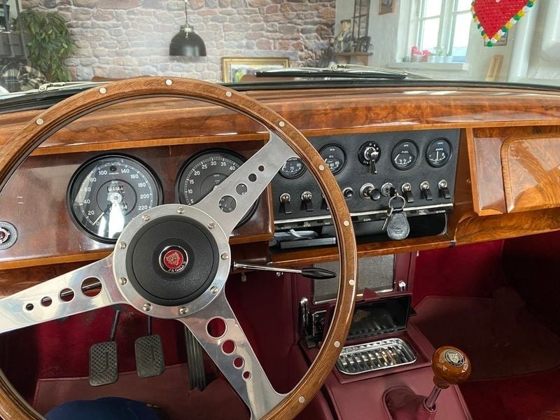Brugt Jaguar MK II 220 HK (161 kW) 1963 Hvid Sedan