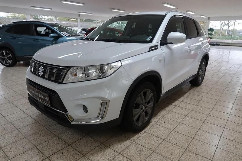 Hvidmetal Brugt 2020 Suzuki Vitara Active SUV | 169.900 kr. (Lidt for dyr) - Billede 1/4