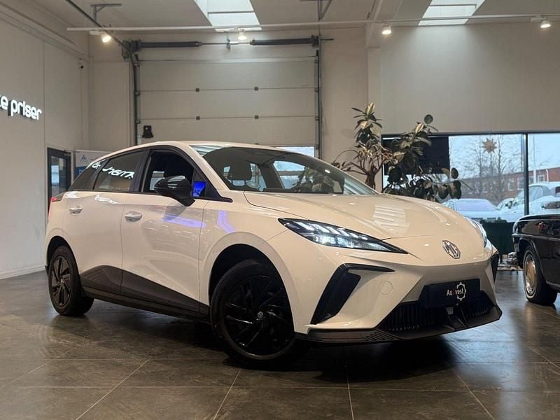 Brugt MG MG4 EV 125 kW (170 HK) 2023 Hvid Hatchback