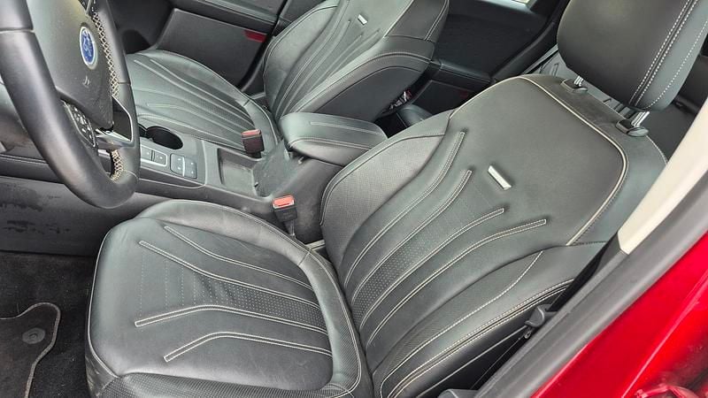 Brugt Ford Kuga Vignale 225 HK (165 kW) 2021 Rød SUV