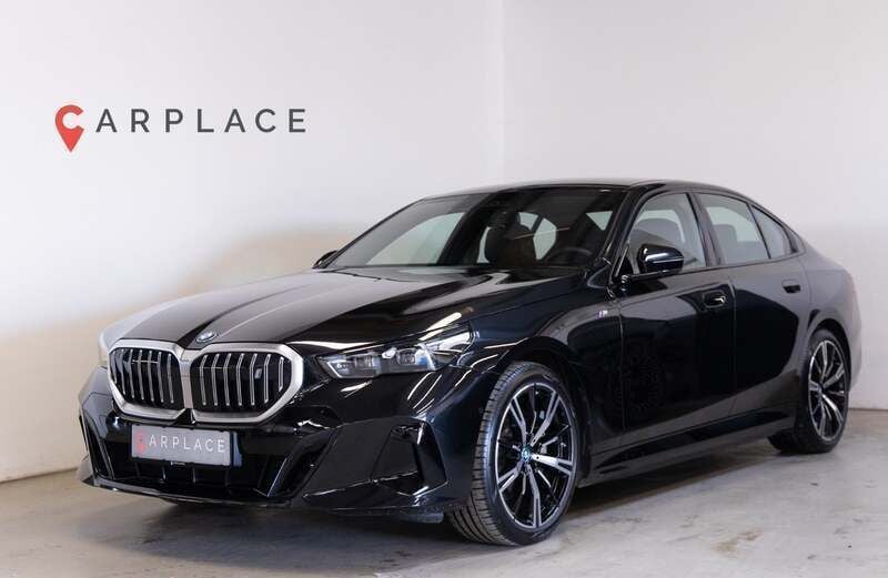 Sortmetal Brugt 2023 BMW i5 M Sport Sedan | 519.900 kr. (Fair pris) - Billede 1/4
