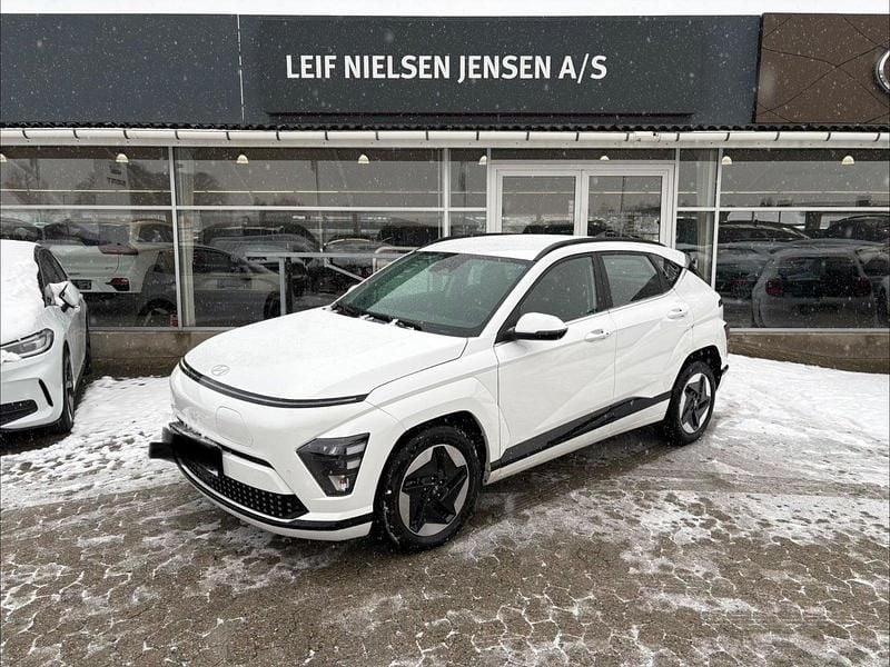Hvid Brugt 2024 Hyundai Kona GO! SUV | 229.900 kr. (God pris) - Billede 1/4
