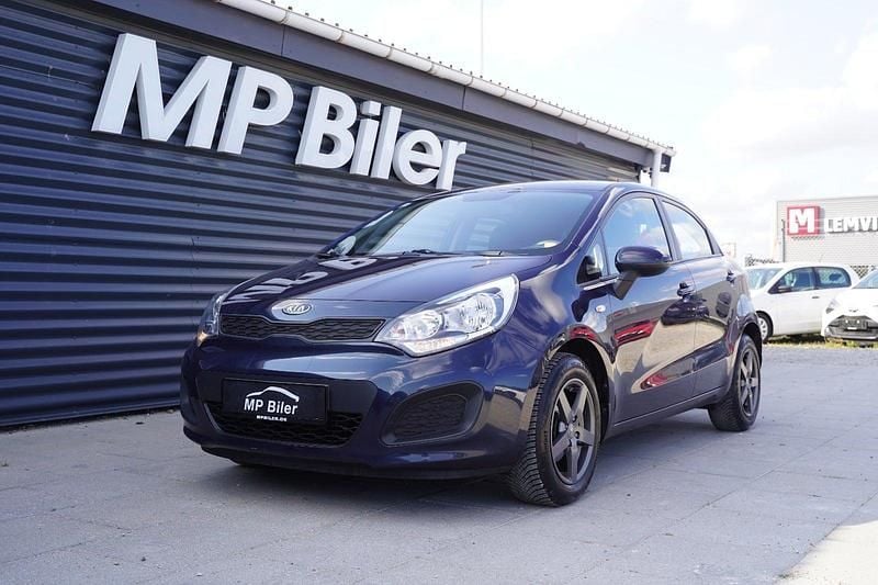 Blåmetal Brugt 2014 Kia Rio Hatchback | 34.900 kr. (God pris) - Billede 1/4