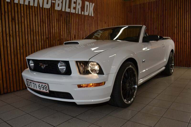 Hvid Brugt 2008 Ford Mustang GT Cabriolet | 249.800 kr. - Billede 1/4