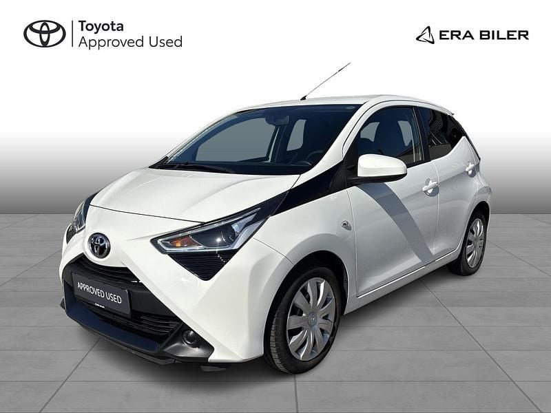 Hvid Brugt 2019 Toyota Aygo x-press Hatchback | 82.900 kr. (Fair pris) - Billede 1/4