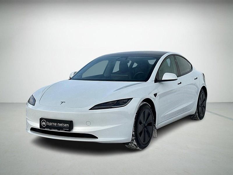 Hvidmetal Brugt 2024 Tesla Model 3 RWD Sedan | 259.800 kr. (Fair pris) - Billede 1/4
