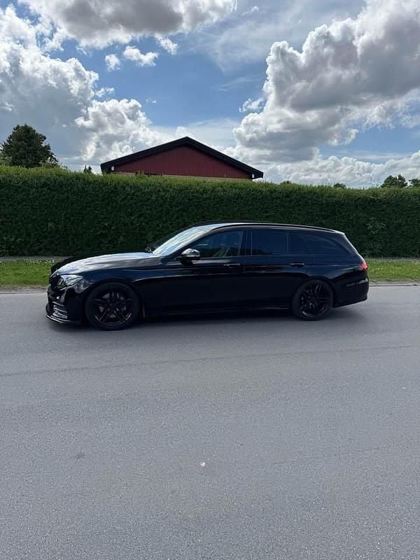 Brugt Mercedes E220 AMG line 194 HK (142 kW) 2017 Sort Stationcar