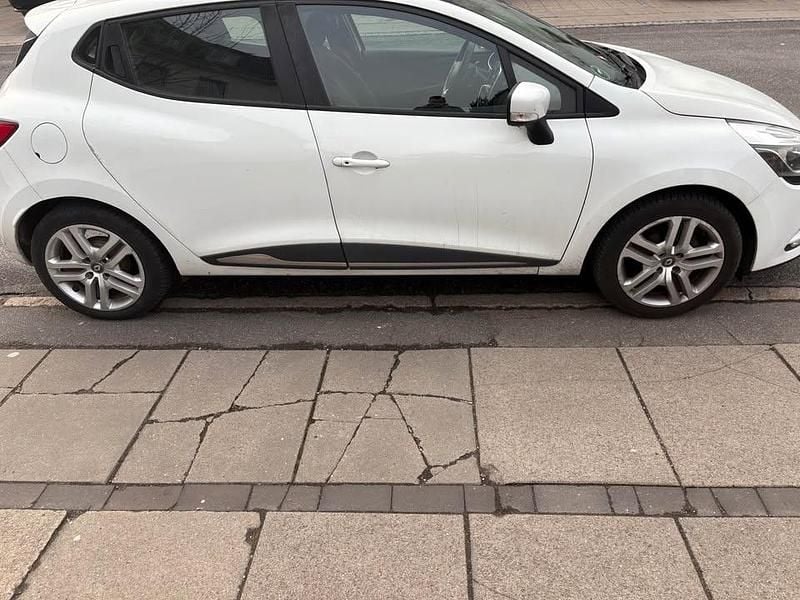 Brugt Renault Clio IV 90 HK (66 kW) 2018 Hatchback
