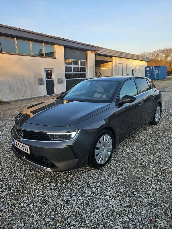 Brugt Opel Astra Elegance 150 HK (110 kW) 2024 Grå Hatchback