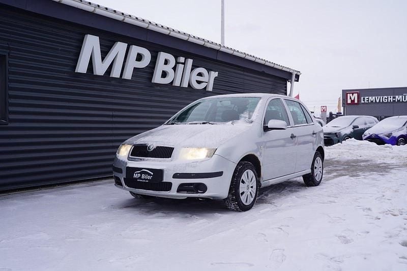 Brugt Skoda Fabia Elegance 75 HK (55 kW) 2005 Sølvmetal Hatchback