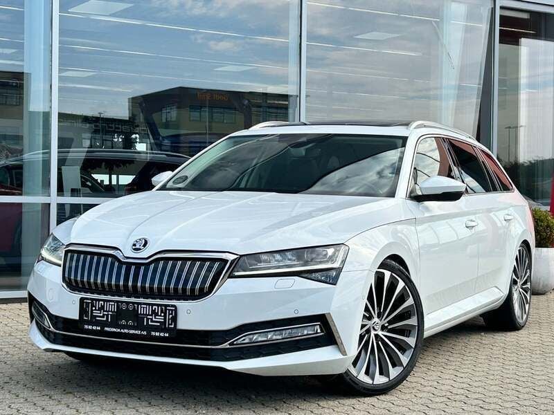 Hvidmetal Brugt 2021 Skoda Superb Business Line Stationcar | 339.900 kr. (Lidt for dyr) - Billede 1/4