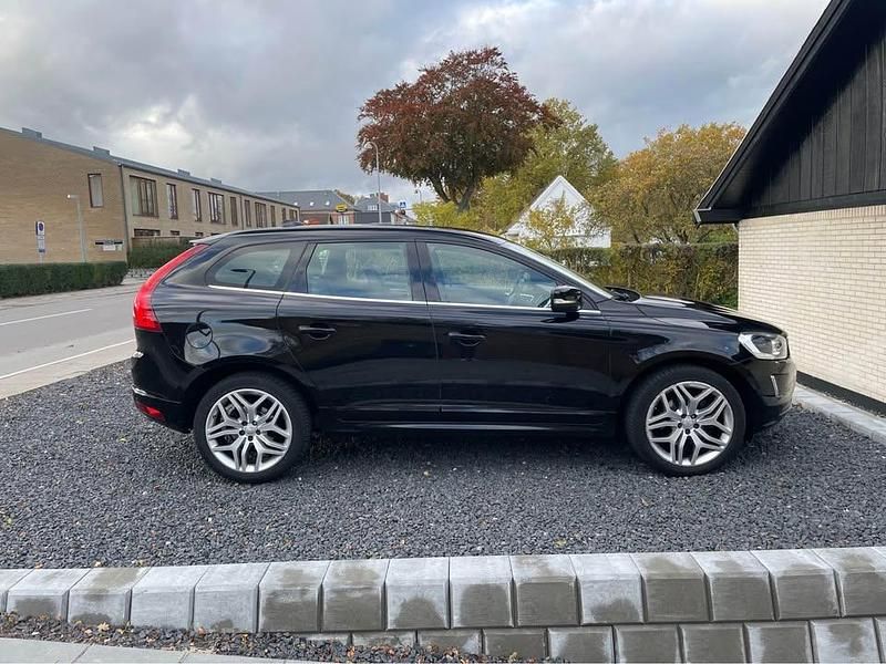 Brugt Volvo XC60 Momentum 190 HK (139 kW) 2016 Sort SUV