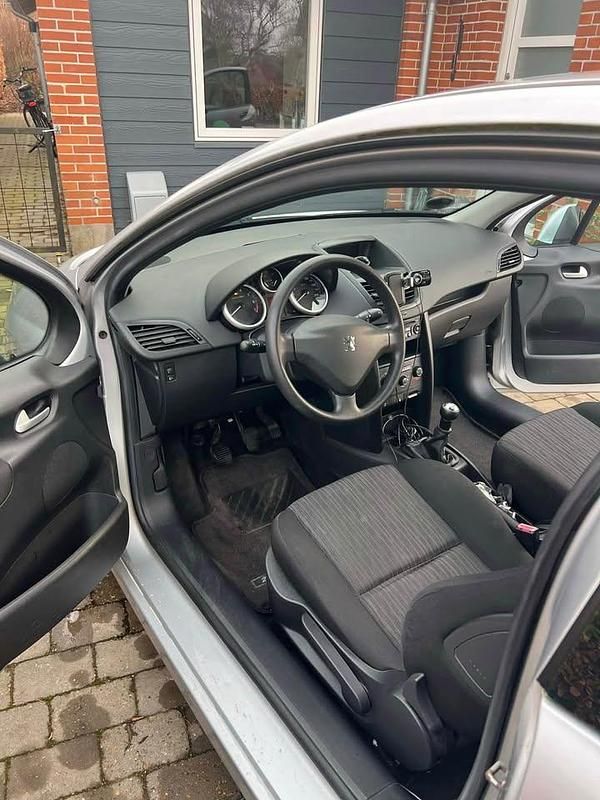 Brugt Peugeot 207 2010 Hatchback