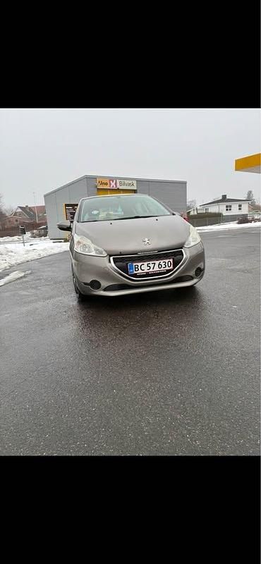 Brugt Peugeot 208 68 HK (50 kW) 2013 Grå Hatchback