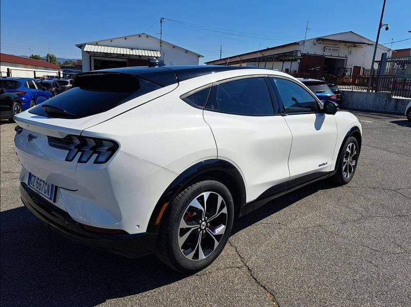 Ny Ford Mustang Mach-E Extended Range 275 kW (375 HK) 2025 Hvidmetal SUV
