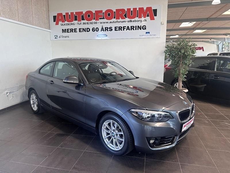 Gråmetal Brugt 2020 BMW 218 Advantage Coupe | 239.900 kr. - Billede 1/4