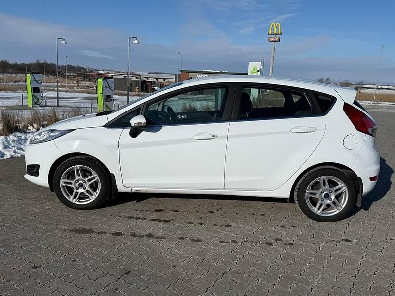 Brugt Ford Fiesta Titanium 100 HK (73 kW) 2015 Hatchback