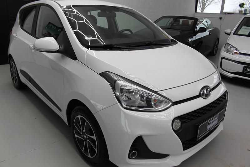 Brugt Hyundai i10 Premium 66 HK (48 kW) 2017 Hvid Hatchback