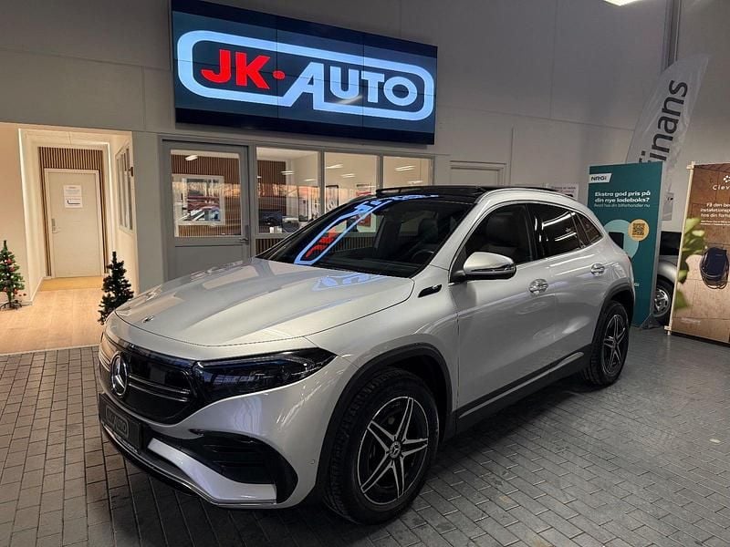 Sølvmetal Brugt 2022 Mercedes EQA250 AMG line SUV | 259.800 kr. (Lidt for dyr) - Billede 1/4