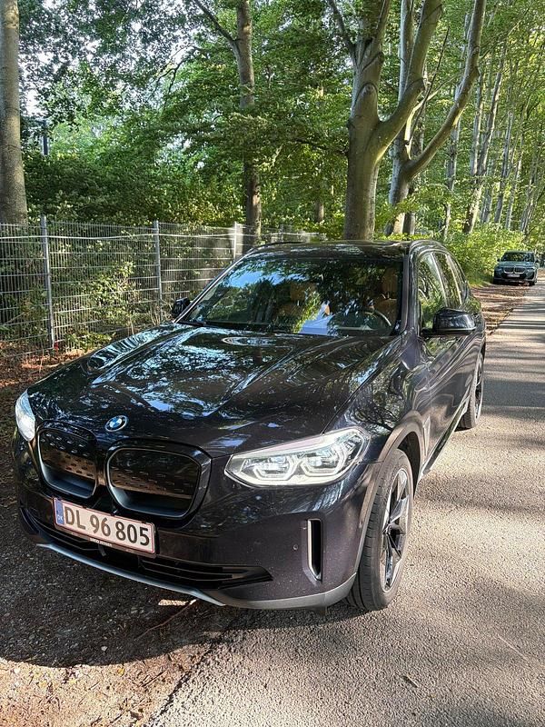 Sortmetal Brugt 2021 BMW iX3 SUV | 247.000 kr. (Super pris) - Billede 1/4