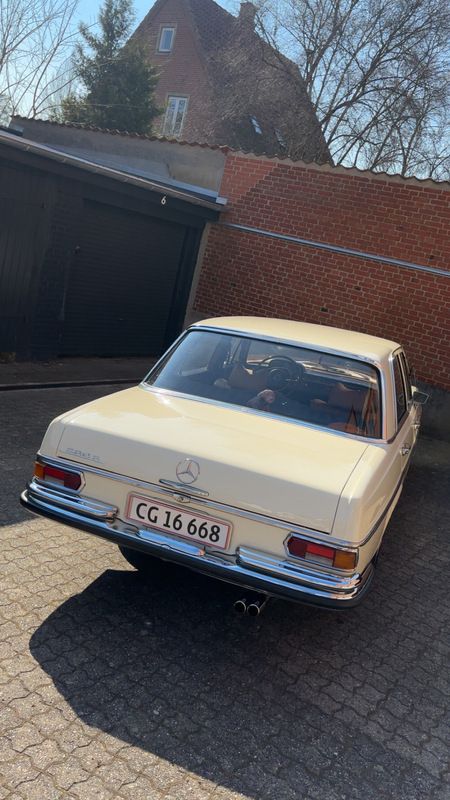 Hvid Brugt 1971 Mercedes S280 Sedan | 179.900 kr. - Billede 1/4