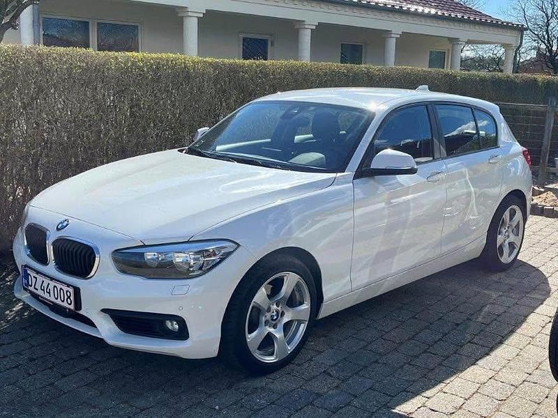 Hvid Brugt 2015 BMW 118 Hatchback | 160.000 kr. (Fair pris) - Billede 1/4