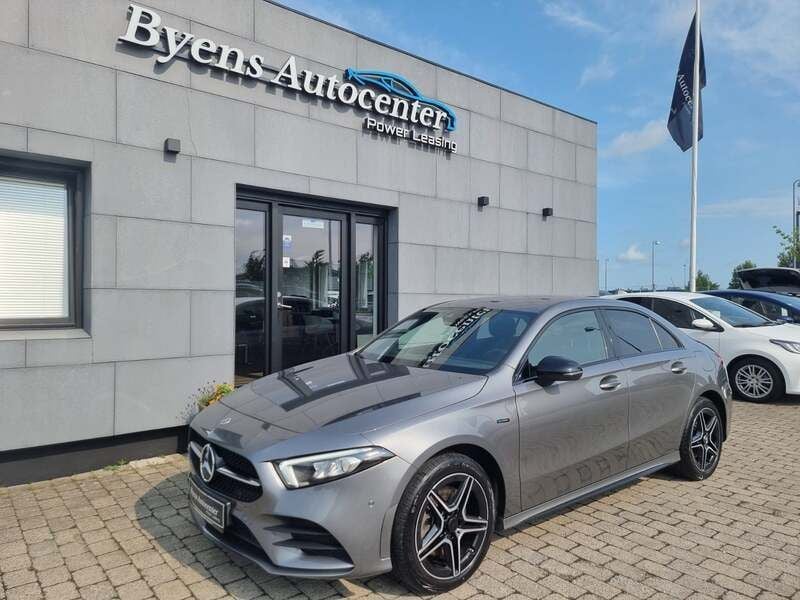 Gråmetal Brugt 2020 Mercedes A250 AMG line Sedan | 259.900 kr. (Fair pris) - Billede 1/4