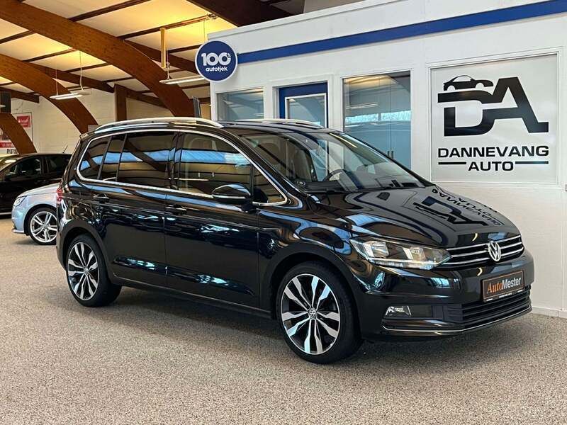 Sort Brugt 2018 VW Touran Highline MPV | 239.800 kr. (Fair pris) - Billede 1/4