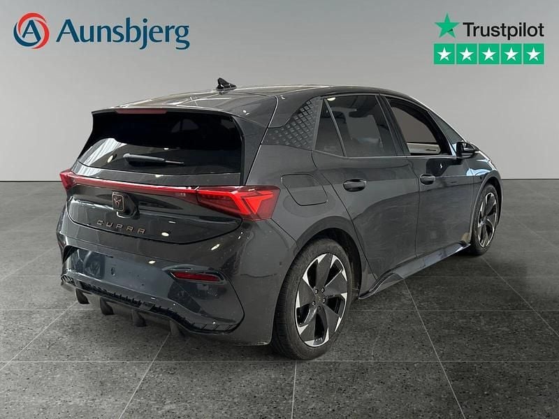Brugt Cupra Born e-Boost 169 kW (231 HK) 2023 Koks metal Hatchback