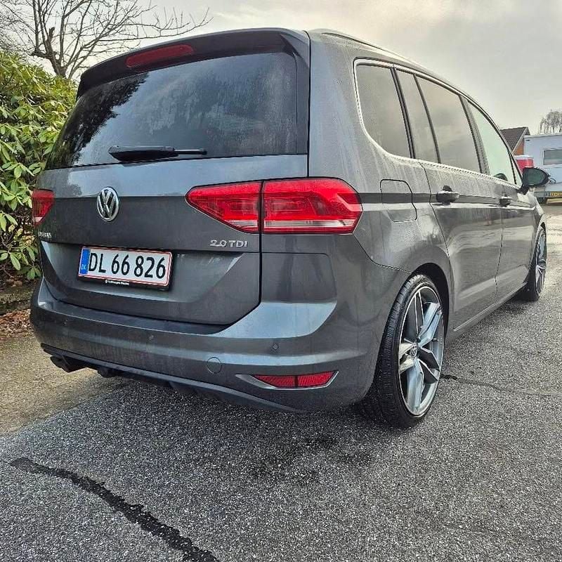 Brugt VW Touran Highline 150 HK (110 kW) 2017 Grå MPV